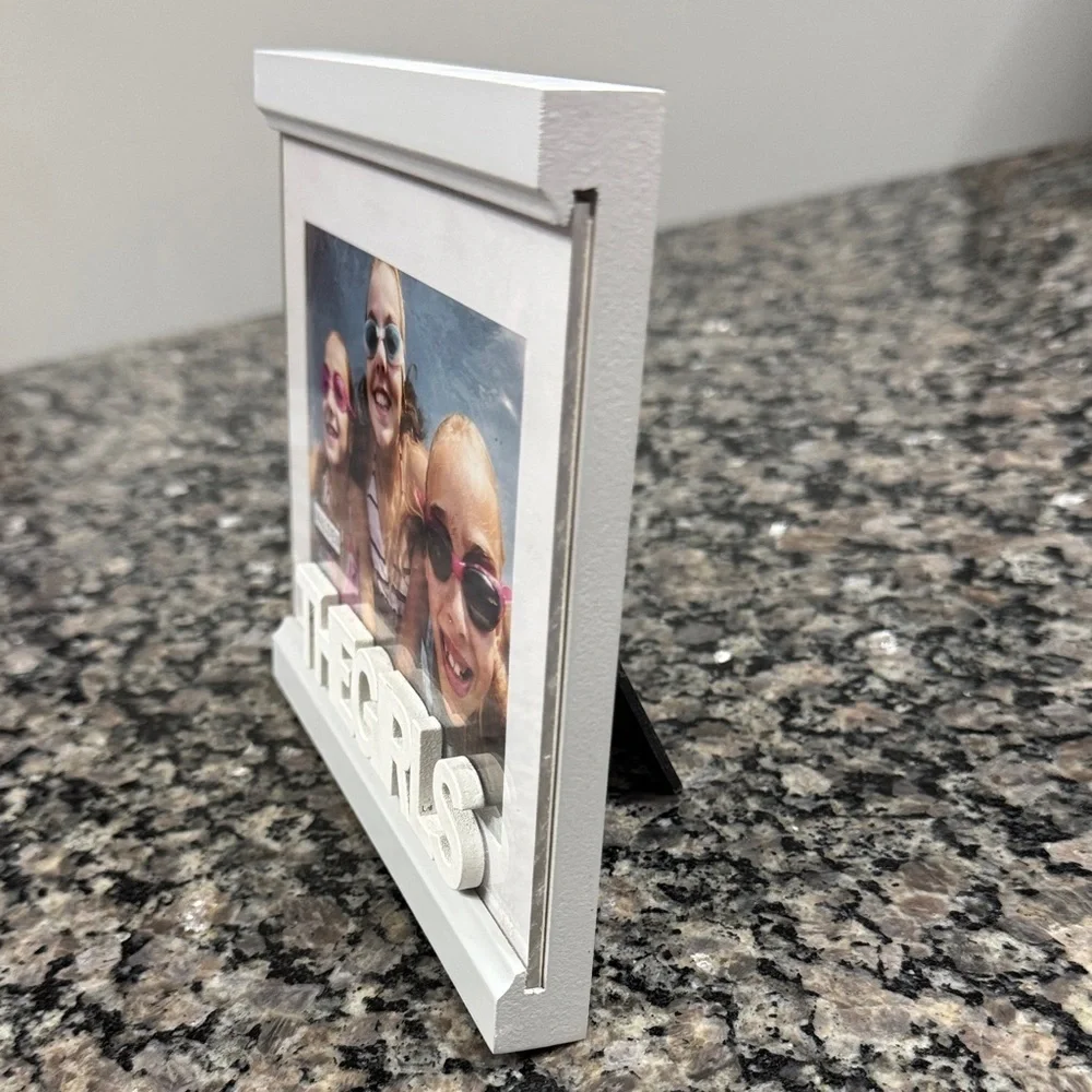 Malden White Frame with 'THE GRLS' Text NEW